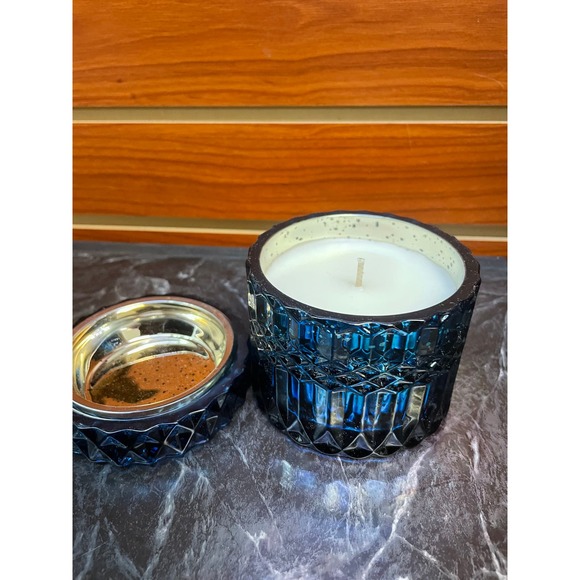 Blue Spruce  8oz Soy Candle - Picture 4 of 5